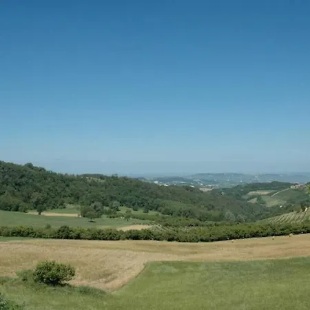 Villa With View In The Hart Of Langhe *