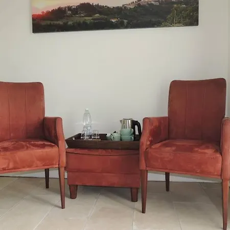 Villa With View In The Hart Of Langhe * Serravalle delle Langhe