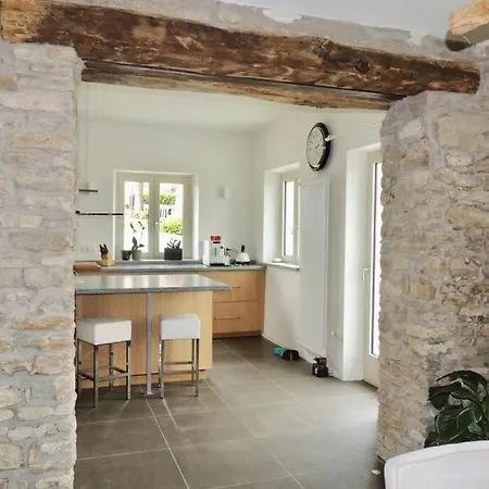 Vila Villa With View In The Hart Of Langhe