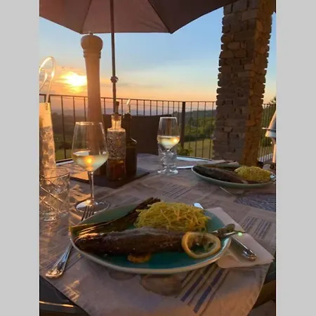 Villa With View In The Hart Of Langhe Vila Serravalle delle Langhe